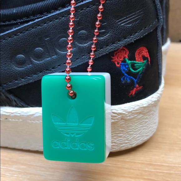 Adidas Superstar Slip on Women’s CNY sz 7.5 - Picture 7 of 8